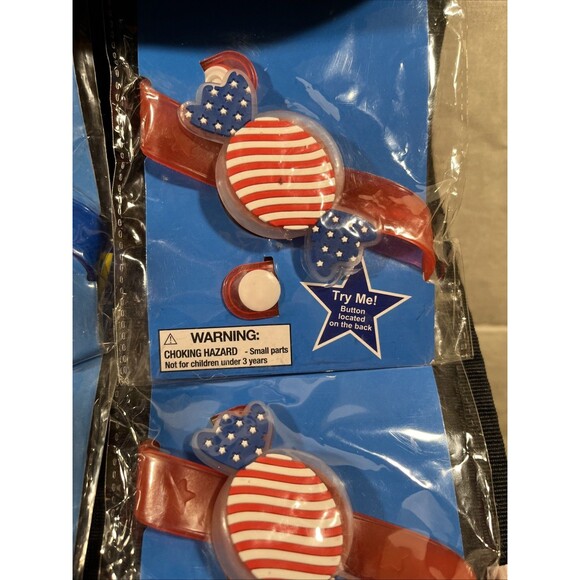 8 LED Patriotic Light Up Bracelet I Love USA Blinking Function NIB - Picture 4 of 4